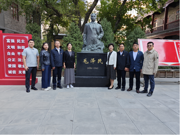 追寻英雄足迹 联建凝心聚力